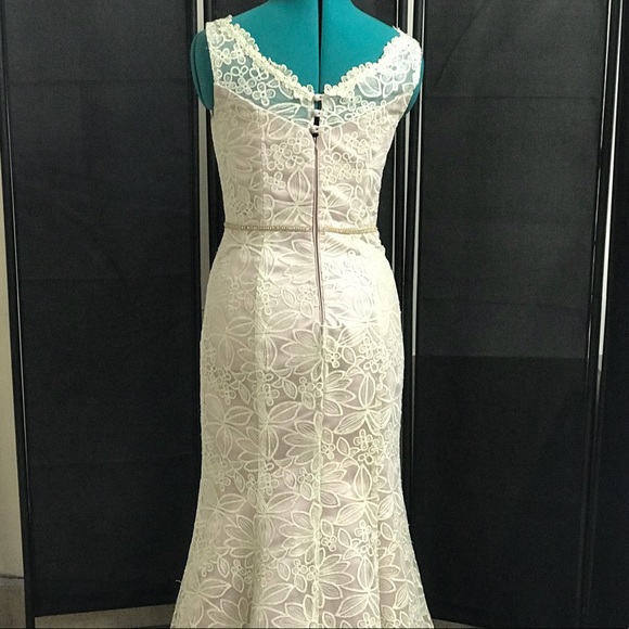 JS Collection Mermaid Gown - Picture 5 of 8